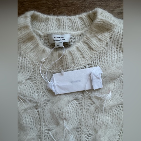 🍂NWT Vince Feather-Appliquéd Italian Cable-Knit Sweater - Picture 5 of 16
